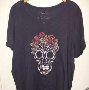 Torrid size 2/3 sugar skull black tee